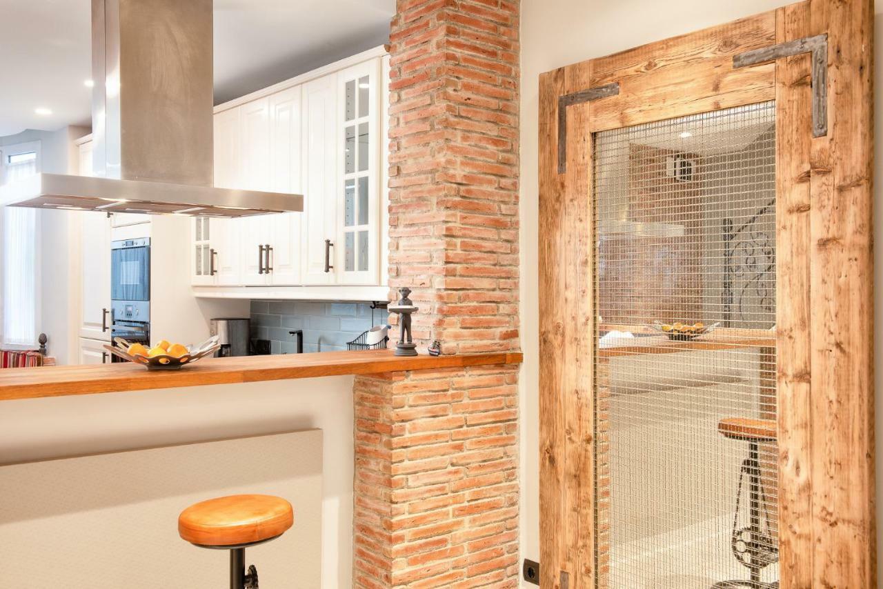 Marbella Center Beachfront With Private Patio Luaran gambar